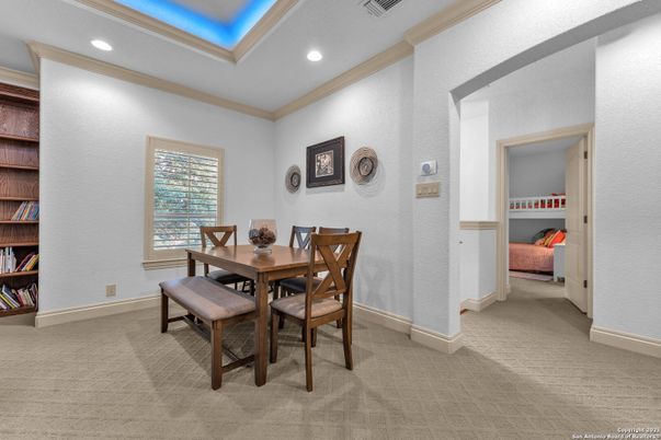 Dining room, Interior, Recessed Lighting