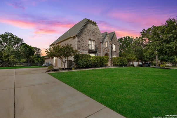 Backyard, Exterior, Facade, Brick Facade, French Provincial