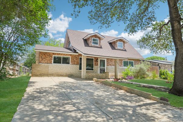 Exterior, Facade, Brick Facade, Cape Cod