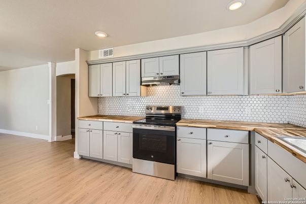 Interior, Kitchen, Recessed Lighting, Wood Texture Flooring
