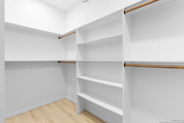 Interior, Walk-in Closets, Wood Texture Flooring