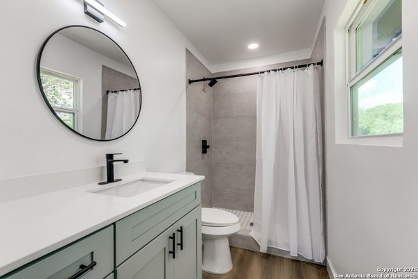 Bathroom, Interior, Recessed Lighting, Wood Texture Flooring