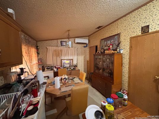 Dining room, Interior