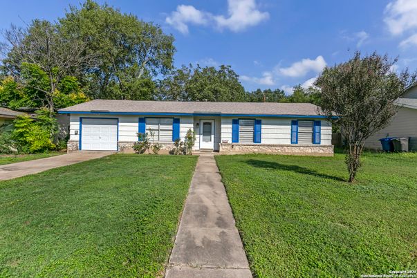 Attached, Backyard, Exterior, Facade, Ranch