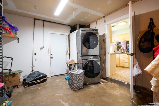 Interior, Utility Closets, Washer
