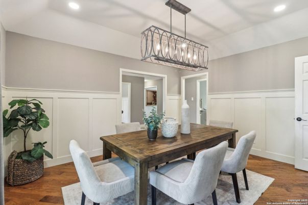 Chandelier, Dining room, Interior, Pendant Lights, Recessed Lighting, Wood Texture Flooring