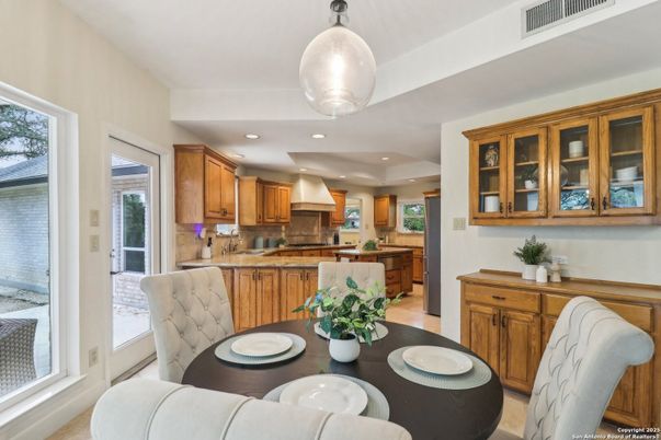 Dining room, Interior, Kitchen, Pendant Lights, Recessed Lighting