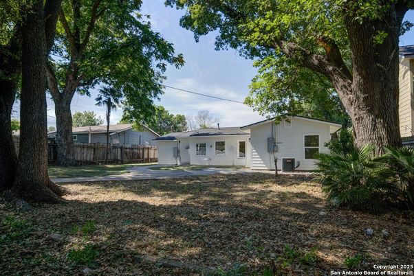 Backyard, Exterior
