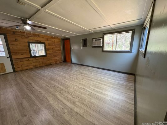 Empty room, Interior, Wood Texture Flooring, Wooden Walls