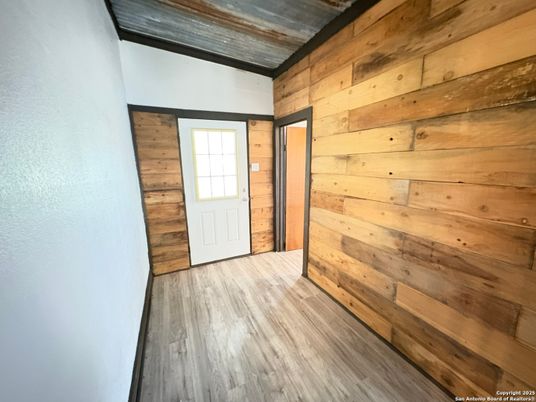 Empty room, Interior, Wood Texture Flooring, Wooden Walls