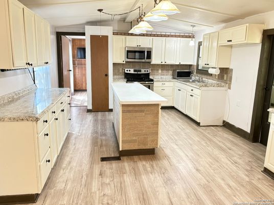 Interior, Kitchen, Pendant Lights, Wood Texture Flooring