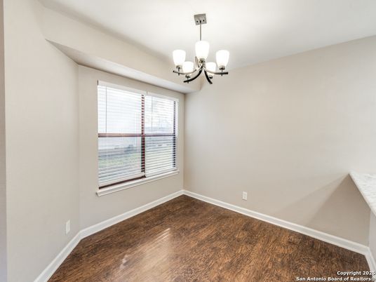 Chandelier, Empty room, Interior, Wood Texture Flooring