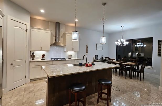 Chandelier, Dining room, Interior, Kitchen, Pendant Lights, Recessed Lighting