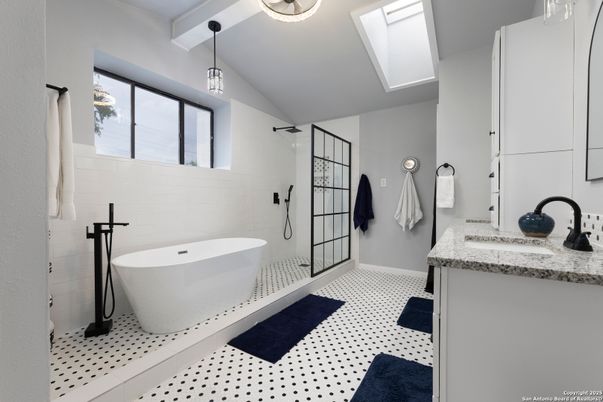 Bathroom, Dual Sink Vanities, Free Standing Baths, Interior
