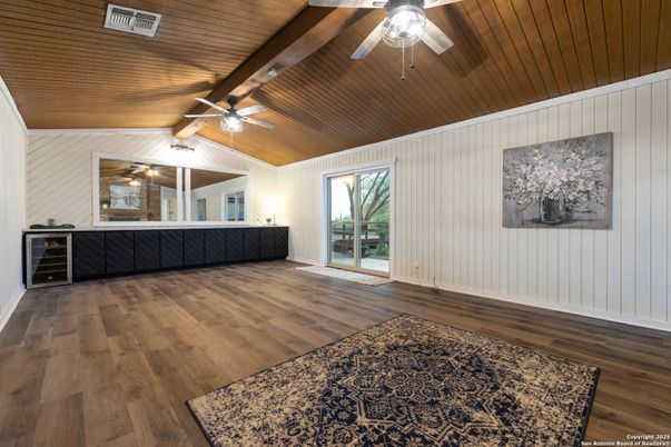 Empty room, Interior, Wooden Ceilings, Wood Texture Flooring