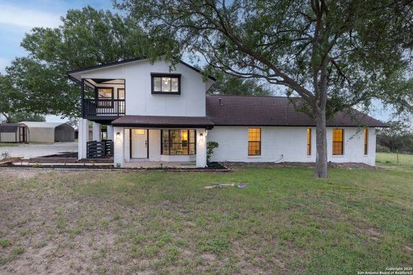 Backyard, Exterior, Facade, Farmhouse