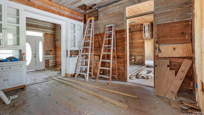Interior, Wooden Walls