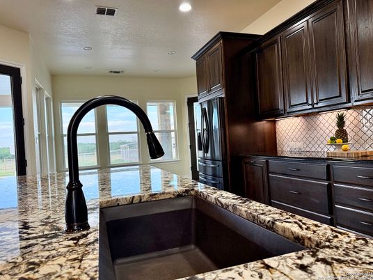 Interior, Kitchen, Recessed Lighting, Water