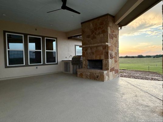 Exterior, Fireplace