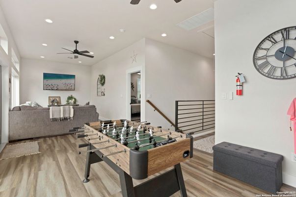 Game Room, Interior, Living room, Recessed Lighting, Wood Texture Flooring