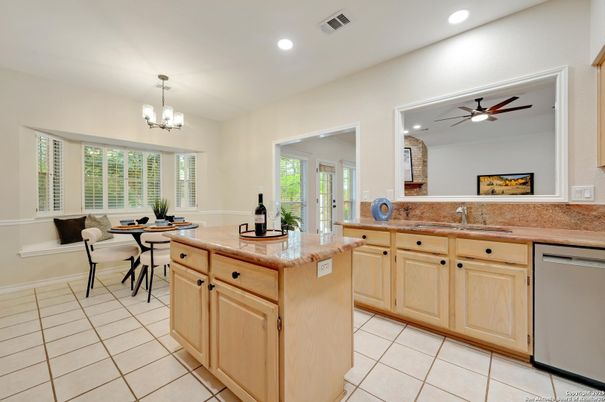 Chandelier, Dining room, Interior, Kitchen, Recessed Lighting