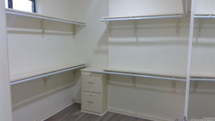 Interior, Walk-in Closets, Wood Texture Flooring