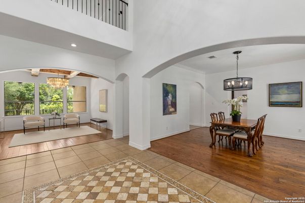 Chandelier, Dining room, Interior, Pendant Lights, Recessed Lighting, Wood Texture Flooring