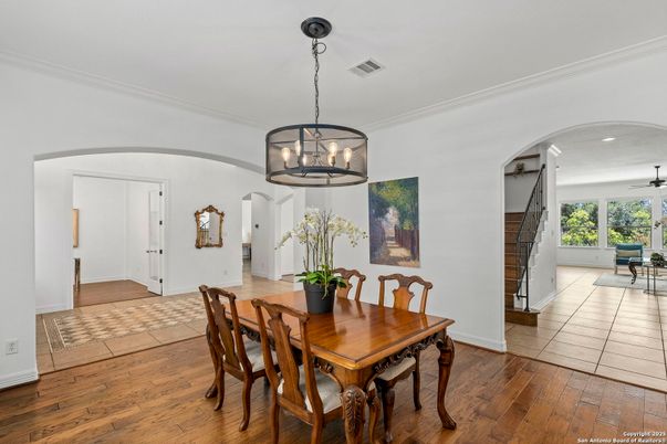 Chandelier, Dining room, Interior, Pendant Lights, Recessed Lighting, Wood Texture Flooring