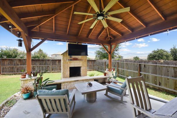 Exterior, Fireplace