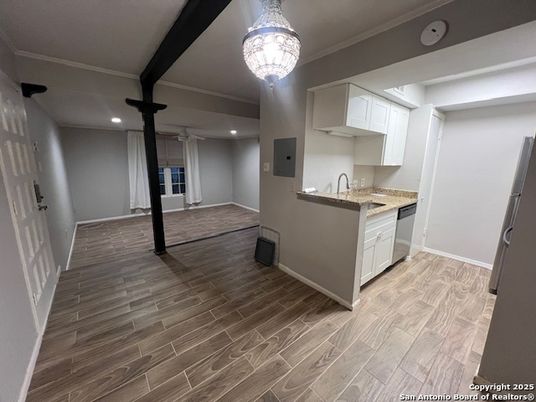 Chandelier, Interior, Kitchen, Recessed Lighting, Wood Texture Flooring