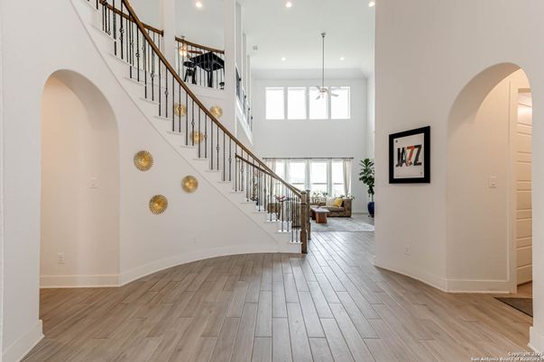 Interior, Pendant Lights, Recessed Lighting, Wood Texture Flooring