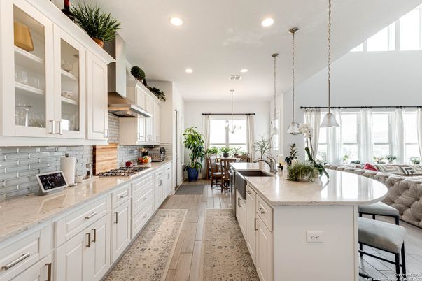Dining room, Interior, Kitchen, Pendant Lights, Recessed Lighting, Wood Texture Flooring