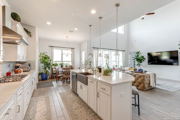 Dining room, Interior, Kitchen, Pendant Lights, Recessed Lighting, Wood Texture Flooring