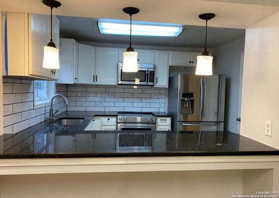 Interior, Kitchen, Pendant Lights, Stainless Steel Appliances