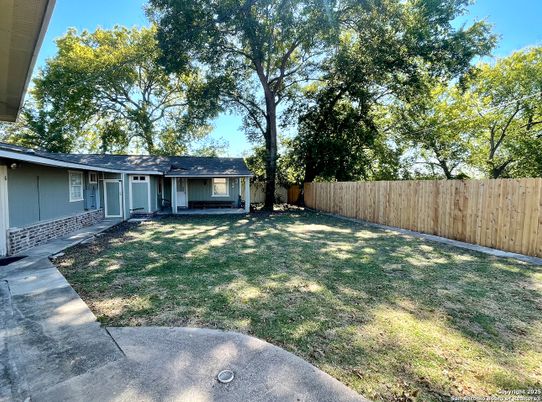 Backyard, Exterior