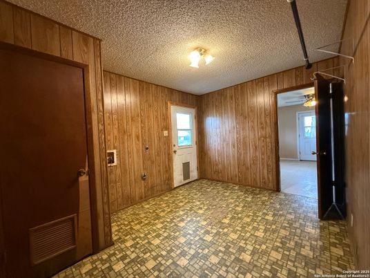 Empty room, Interior, Wooden Walls
