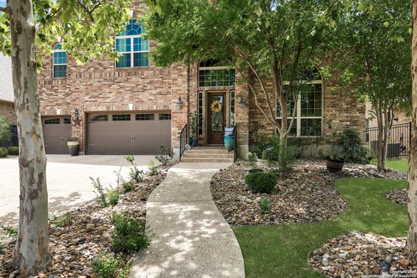 Attached, Exterior, Facade, Brick Facade, Rowhouse