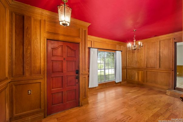 Chandelier, Empty room, Interior, Wood Texture Flooring