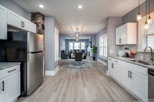 Dining room, Interior, Kitchen, Living room, Pendant Lights, Recessed Lighting, Wood Texture Flooring