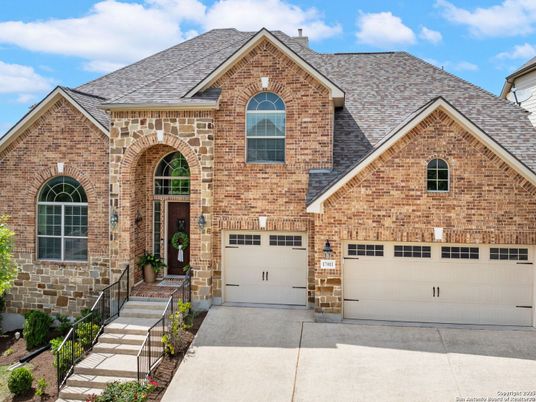 Attached, Exterior, Facade, Brick Facade, Brick Traditional