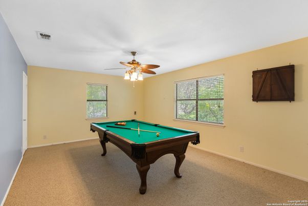 Billiard Table, Game Room, Interior