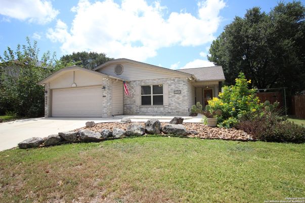 Attached, Exterior, Facade, Brick Facade, Ranch