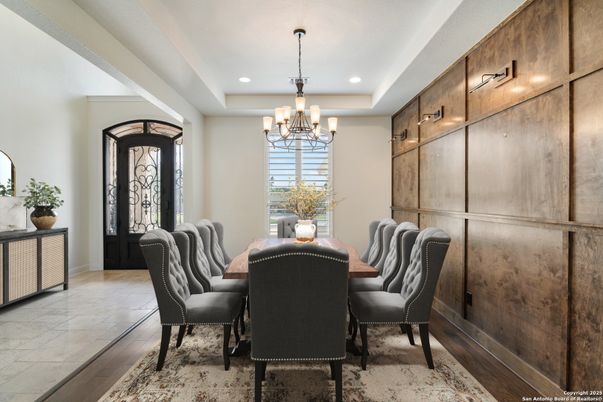 Chandelier, Dining room, Interior, Recessed Lighting, Wood Texture Flooring