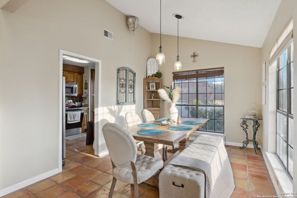 Dining room, Interior, Kitchen, Pendant Lights