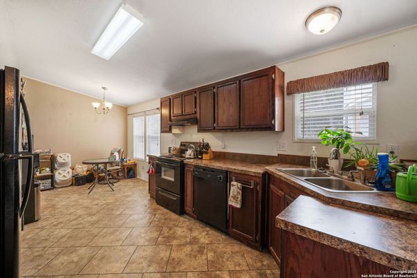 Chandelier, Interior, Kitchen