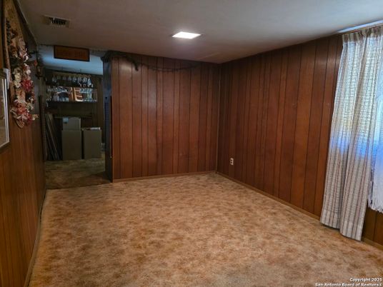 Empty room, Interior, Recessed Lighting, Wooden Walls