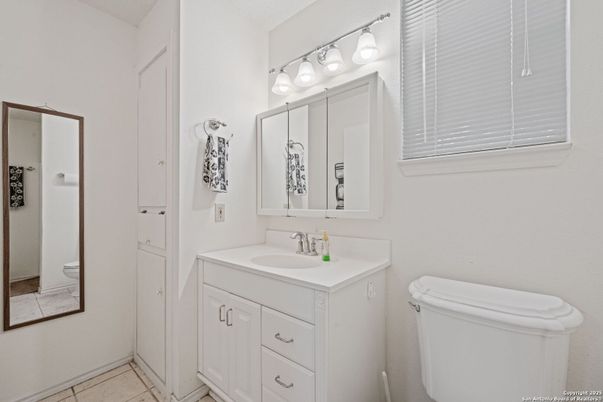 Bathroom, Interior