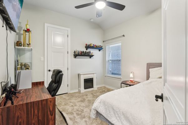 Bedroom, Fireplace, Home Office, Interior