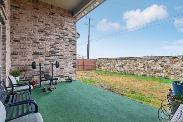 Backyard, Exterior