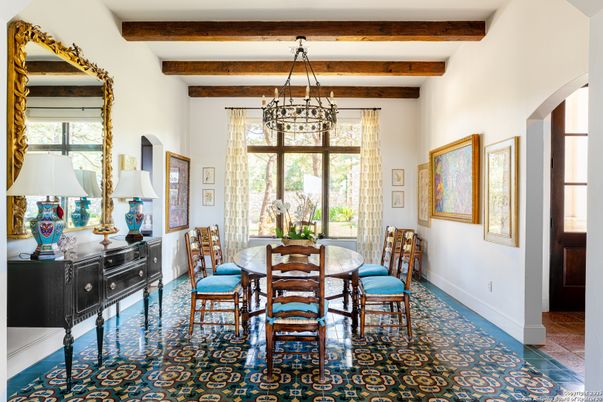 Dining room, Interior, Pendant Lights, Wooden Beams